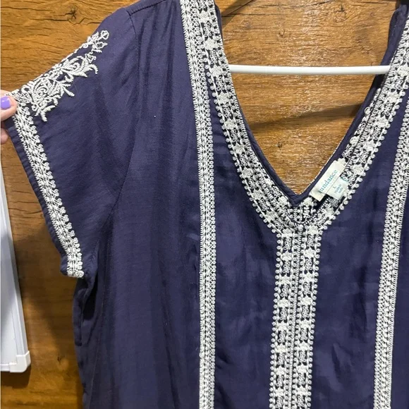 Sundance Evening Tide Navy & White
Embroidered Tassel Tunic Dress Cover- Up - Picture 4 of 7